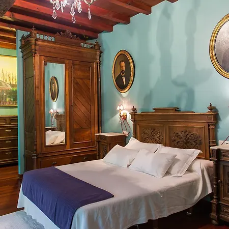 Pazo Larache 산타크리스티나데코브레스