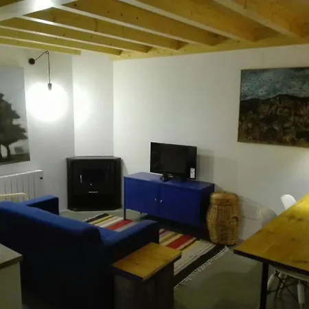 Pazo Larache 산타크리스티나데코브레스