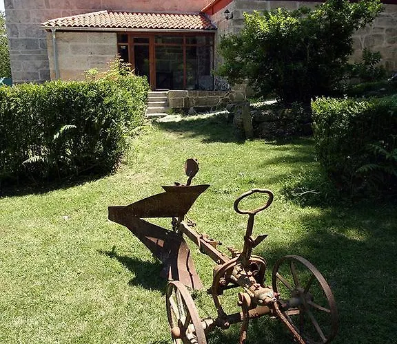 Country house Pazo Larache *
